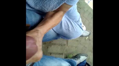 37564